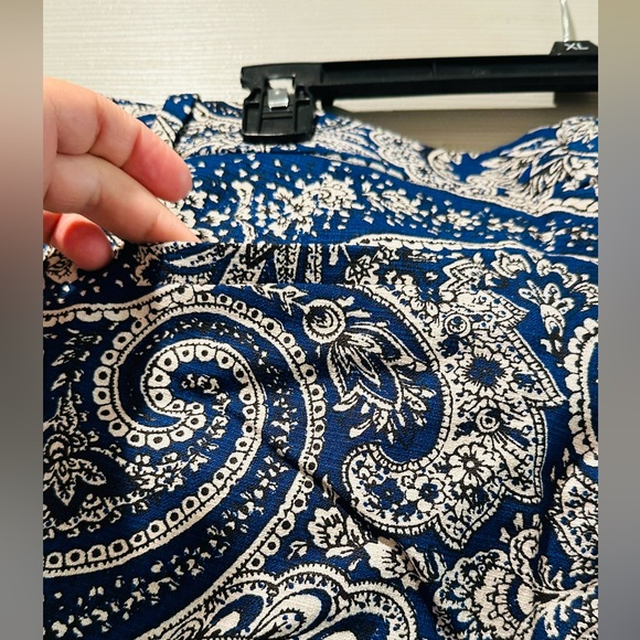 NWT JCREW NAVY PAISLEY PATTERNED SUMMER SHORT 9 INCH INSEAM SZ 12 - Picture 4 of 9